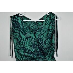 Banana Republic XS Womens Wrap Blouse Shirt Leaves